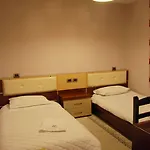 格嘎酒店 4*